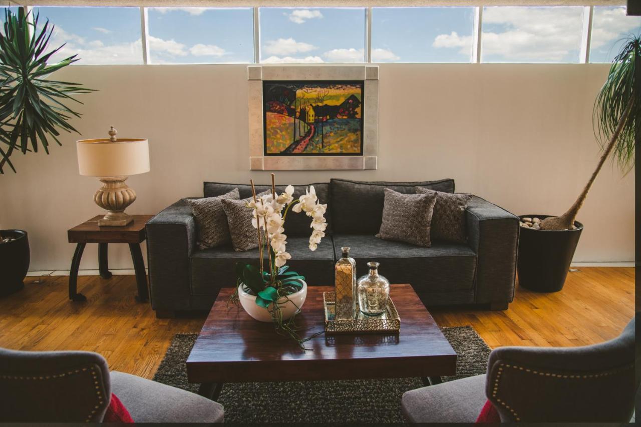 3br 2ba Del Valle With Terrace
